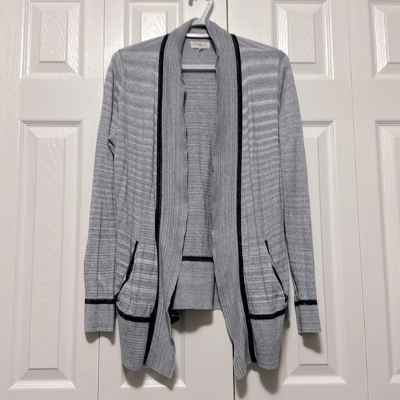 Women’s Cardigan - Picture 1 of 1